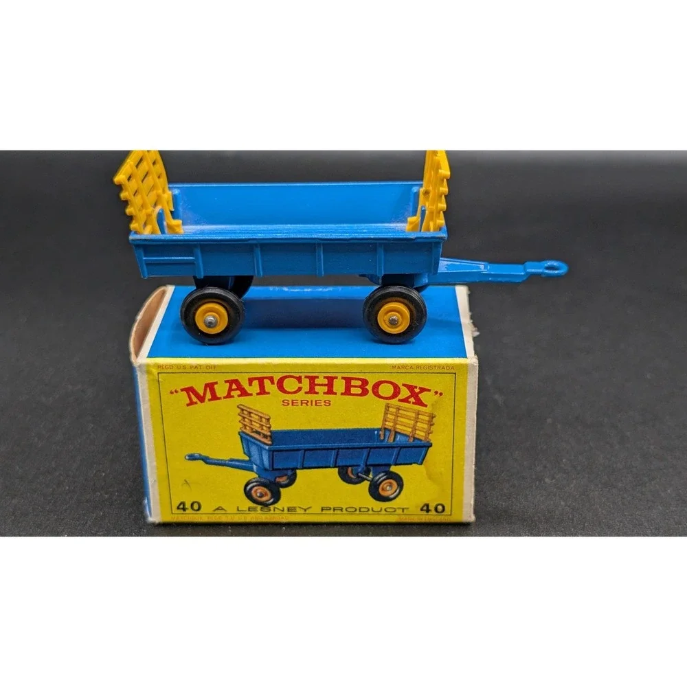 Vintage 1967 Matchbox No #40 Farm Hay Trailer with Original Box - Damaged Box